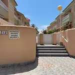 De Frente Marino Villa *